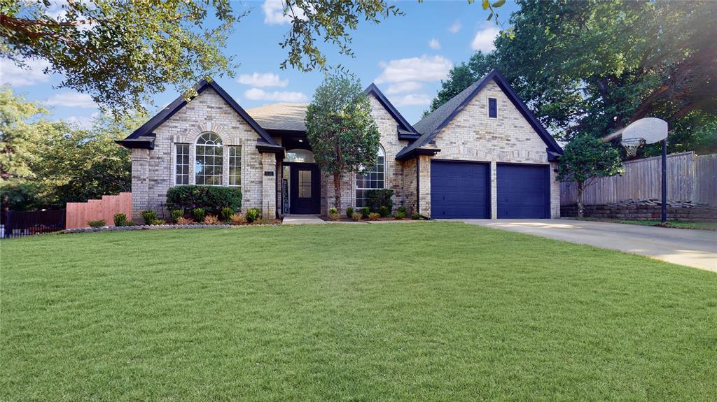 Hillside Ct, Lewisville, TX 75077