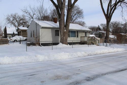 301 Rethke Ave, Madison, WI, 53714-1625 | Card Image