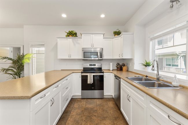 21 - 45450 Shawnigan Cres, House other with 4 bedrooms, 3 bathrooms and 3 parking in Chilliwack BC | Image 5