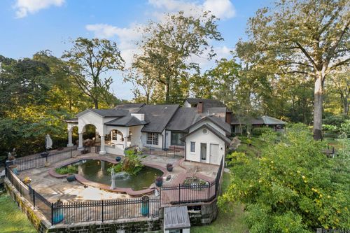 11646 N Oak Hills Pkwy, Baton Rouge, LA, 70810-4524 | Card Image