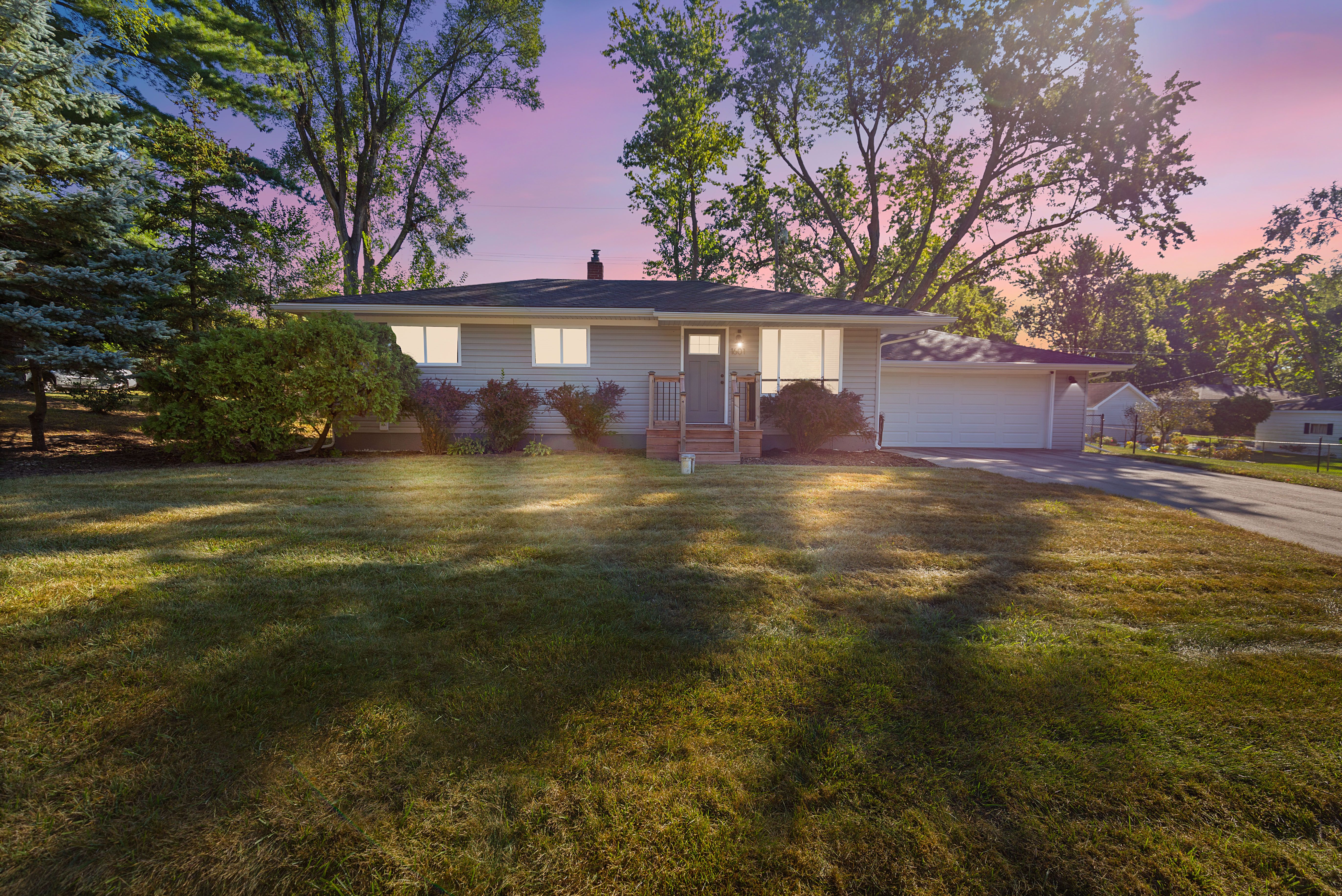 Marylestone Dr, West Bloomfield, MI 48324