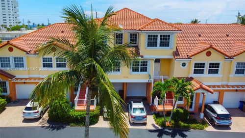 apt-104-1998 Ne 7th St, Deerfield Beach, FL, 33441-3781 | Card Image