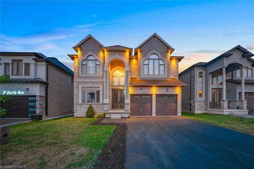 7 Riesling Crt, Hamilton, ON, L8G0B4 | Card Image