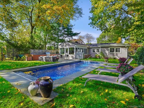 19 Carrigan Ave, White Plains, NY, 10605-4646 | Card Image