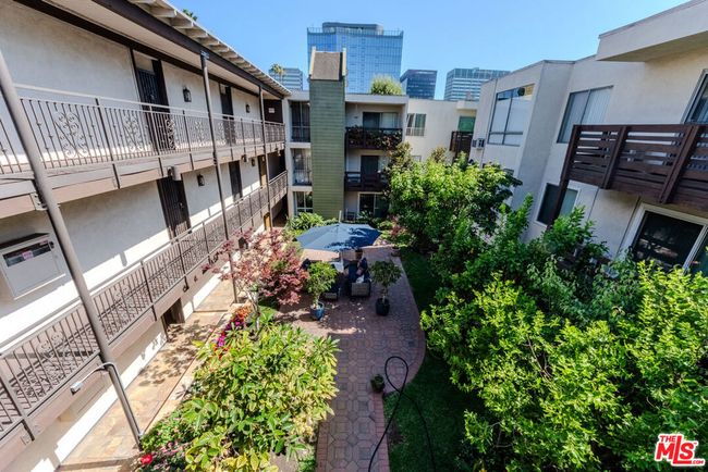 361 - 525 S Ardmore Ave, Condo with 0 bedrooms, 1 bathrooms and 1 parking in Los Angeles CA | Image 21