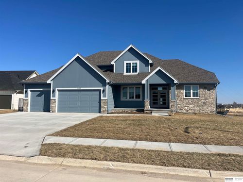 1105 Bluejay Plz, Ashland, NE, 68003-1473 | Card Image