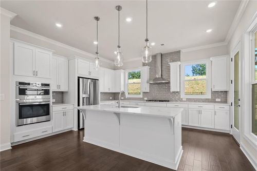 657 Summitt Hill Way, Cumming, GA, 30040-3183 | Card Image