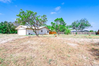 35 Airport Rd, House other with 3 bedrooms, 2 bathrooms and null parking in Brackettville TX | Image 3