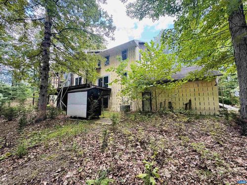 1331 Millard Burke Memorial Hwy, GOSHEN, VA, 24439-2204 | Card Image