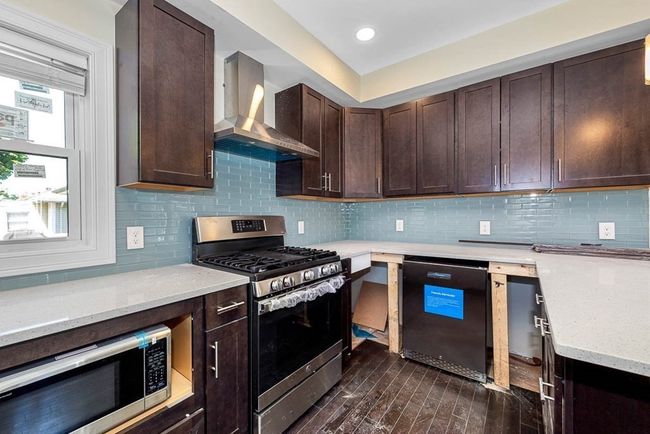 2 - 73 Lexington St., House attached with 6 bedrooms, 7 bathrooms and 4 parking in Waltham MA | Image 6