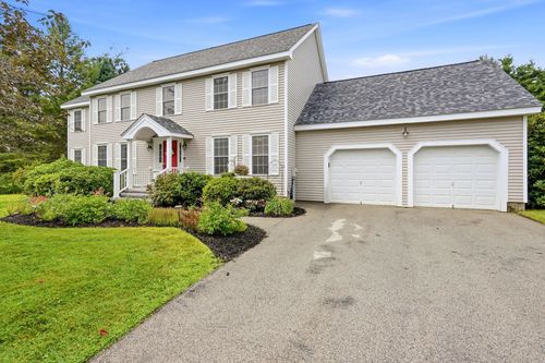 14 Sweet William Circle, Nashua, NH, 03062 | Card Image