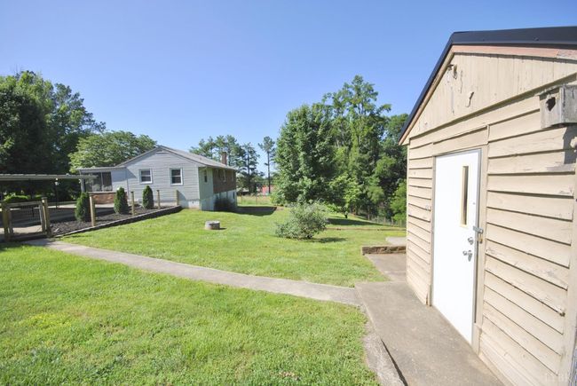 112 Half Moon Ln, House other with 3 bedrooms, 3 bathrooms and null parking in Rustburg VA | Image 46