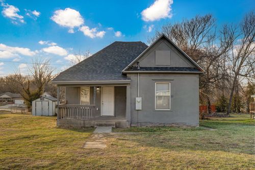 2027 N Summit Avenue, Springfield, MO, 65803 | Card Image