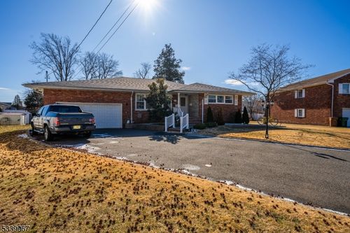 1015 Georgian Dr, Linden, NJ, 07036-6007 | Card Image