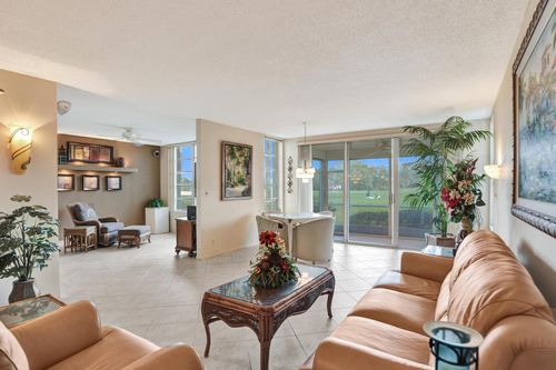 104-806 Cypress Blvd, Pompano Beach, FL, 33069-4019 | Card Image