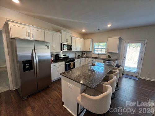 1924 Vanderlyn St, Monroe, NC, 28112-9634 | Card Image