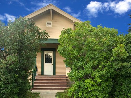 105 4th St, Deer Lodge, MT, 59722-1015 | Card Image