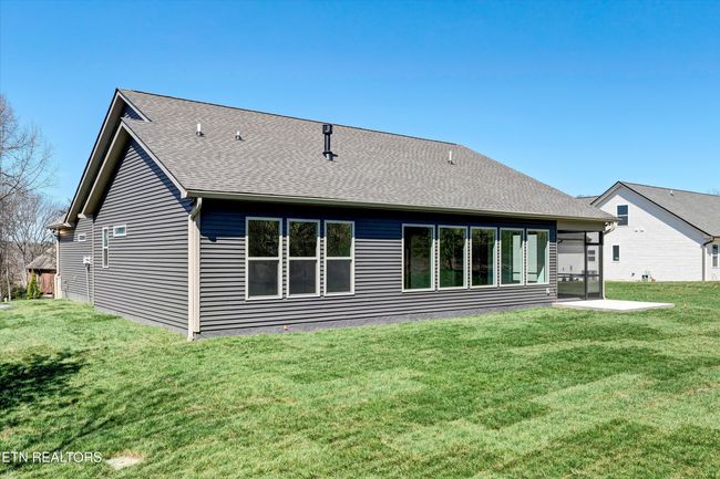 136 Walelu Trl, House other with 3 bedrooms, 2 bathrooms and null parking in Vonore TN | Image 26