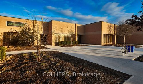 36-4120 Ridgeway Dr, Mississauga, ON, L5L5S9 | Card Image