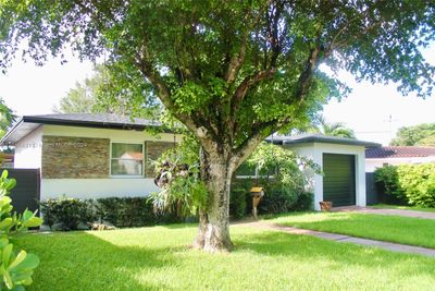 5810 Sw 10th St, House other with 3 bedrooms, 2 bathrooms and null parking in West Miami FL | Image 1