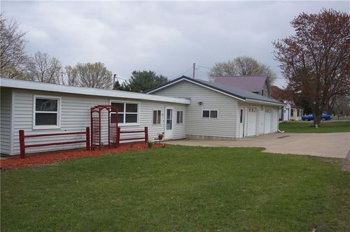 340 E Main St, Alma Center, WI, 54611-9748 | Card Image