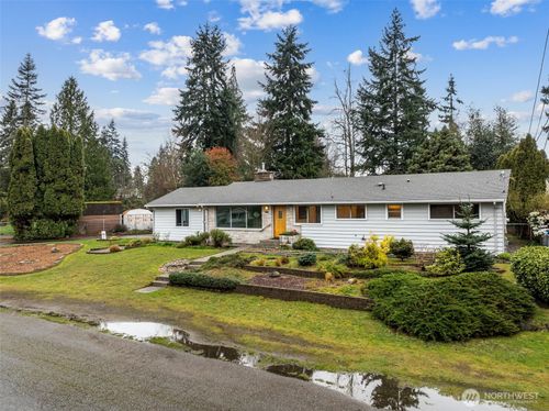 18930 66th Pl W, Lynnwood, WA, 98036-5106 | Card Image