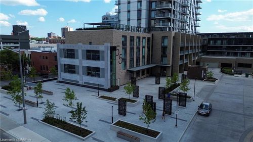 {{alt}} | Card Image