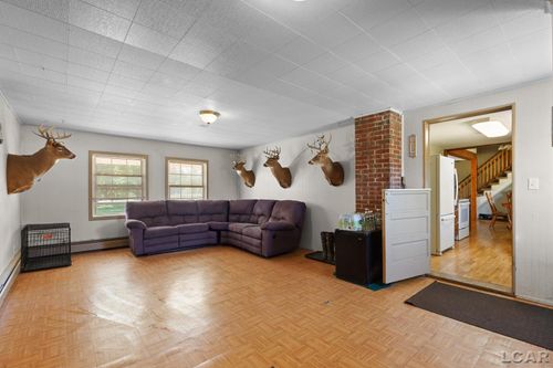 6070 Clinton Macon Rd, Clinton, MI, 49236-9641 | Card Image