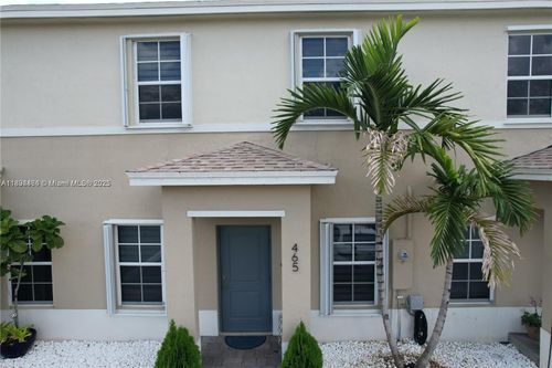 465 Ne 5th Pl, Florida City, FL, 33034-3286 | Card Image