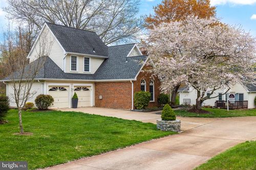 3224 Kinross Cir, Oak Hill, VA, 20171-3320 | Card Image