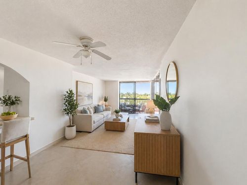 501-7040 Coral Way, Miami, FL, 33155-1697 | Card Image