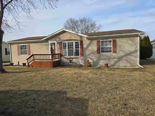 5518 White Pine Ln, Roscoe, IL, 61073-7904 | Card Image