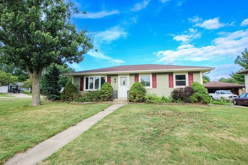 111 Butternut Ct, Hebron, IN, 46341 | Card Image