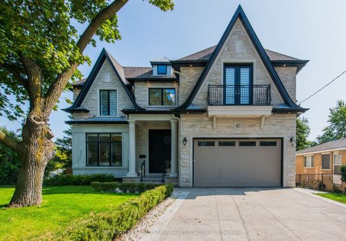 47 Wycliffe Cres, North York, ON, M2K1V7 | Card Image