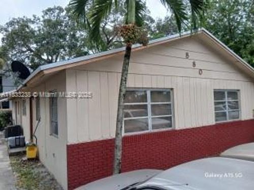880 Sw 28th St, Fort Lauderdale, FL, 33315-2640 | Card Image