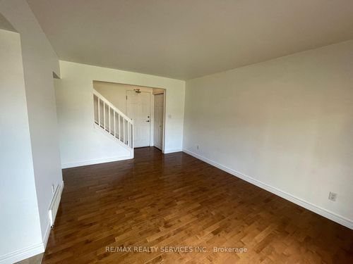 97-1730 Columbia Crt, Windsor, ON, N9E1B1 | Card Image
