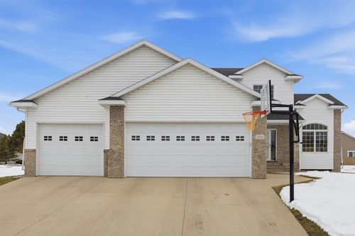1816 Queensbury St, West Fargo, ND, 58078-4349 | Card Image