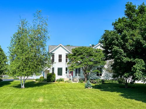16205 University Rd, Malta, IL, 60150-8432 | Card Image