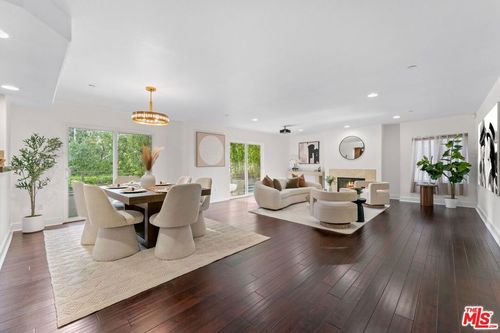 unit-101-7249 Franklin Ave, Los Angeles, CA, 90046-8328 | Card Image