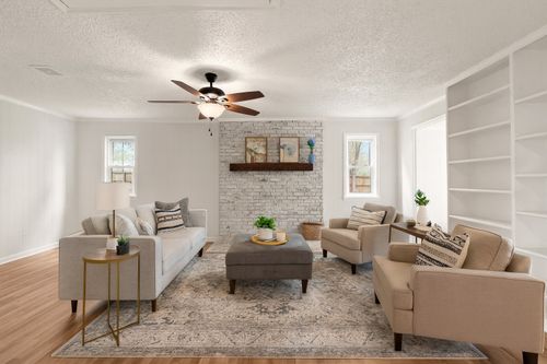 1035 New Deal Potts Rd, Cottontown, TN, 37048-4826 | Card Image