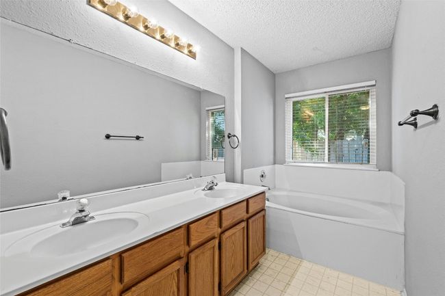 1208 Cedar Oaks Dr, House other with 4 bedrooms, 2 bathrooms and null parking in Cedar Park TX | Image 16