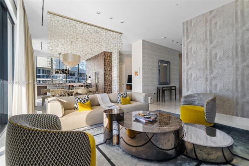 3002-17141 Collins Ave, Sunny Isles Beach, FL, 33160-4290 | Card Image
