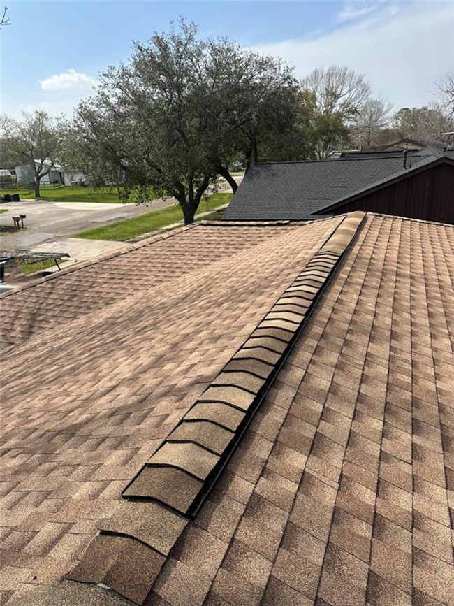 Picture of new shingled roof in March 2025. WPI8 is available | Image 44