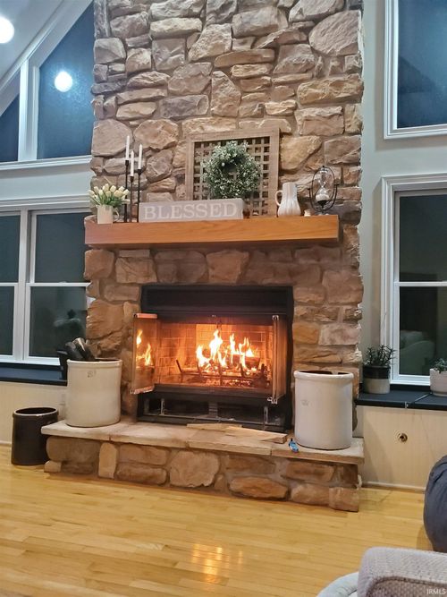 1328 County Road 34, Auburn, IN, 46706-9411 | Card Image