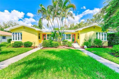 242-240-242 Mateo Way Ne, ST PETERSBURG, FL, 33704-3622 | Card Image