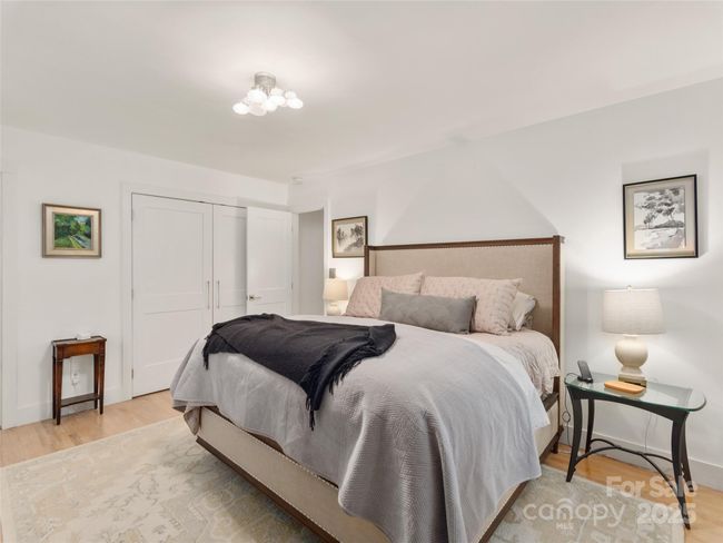 Primary Bedroom | Image 17