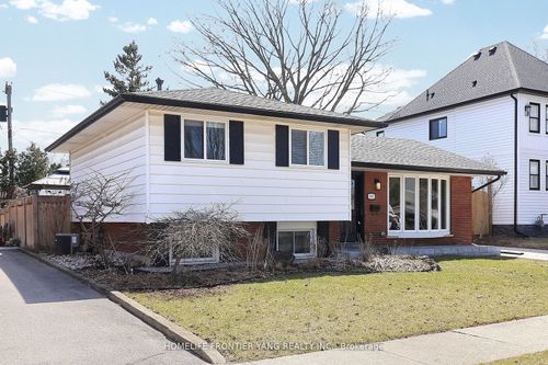 587 Wilene Dr, Burlington, ON, L7L2B3 | Card Image