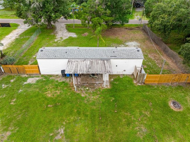 8714 N Meadowview Cir, House other with 2 bedrooms, 2 bathrooms and null parking in Tampa FL | Image 29
