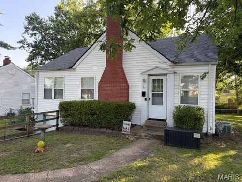 64 Rose Ct, Rolla, MO, 65401-3920 | Card Image