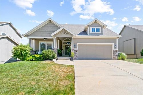 1072 N Sumac St, Olathe, KS, 66061-9227 | Card Image